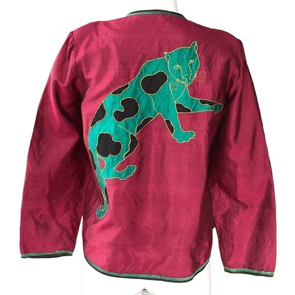 Vintage fuchsia jacket with cougar/leopard appliqué.  0618 - Picture 6 of 8